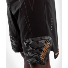 Шорти - Venum Light 4.0 Fightshort - Black/Bronze​